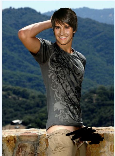 JAMES MASLOW Nude